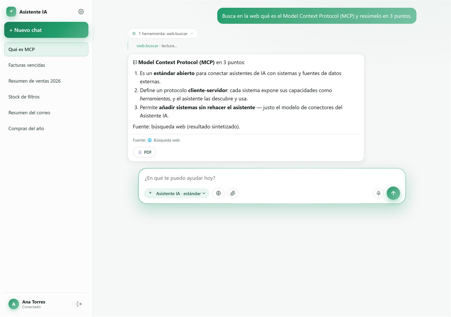 El Asistente busca información en la web y la sintetiza cuando la respuesta requiere datos externos.