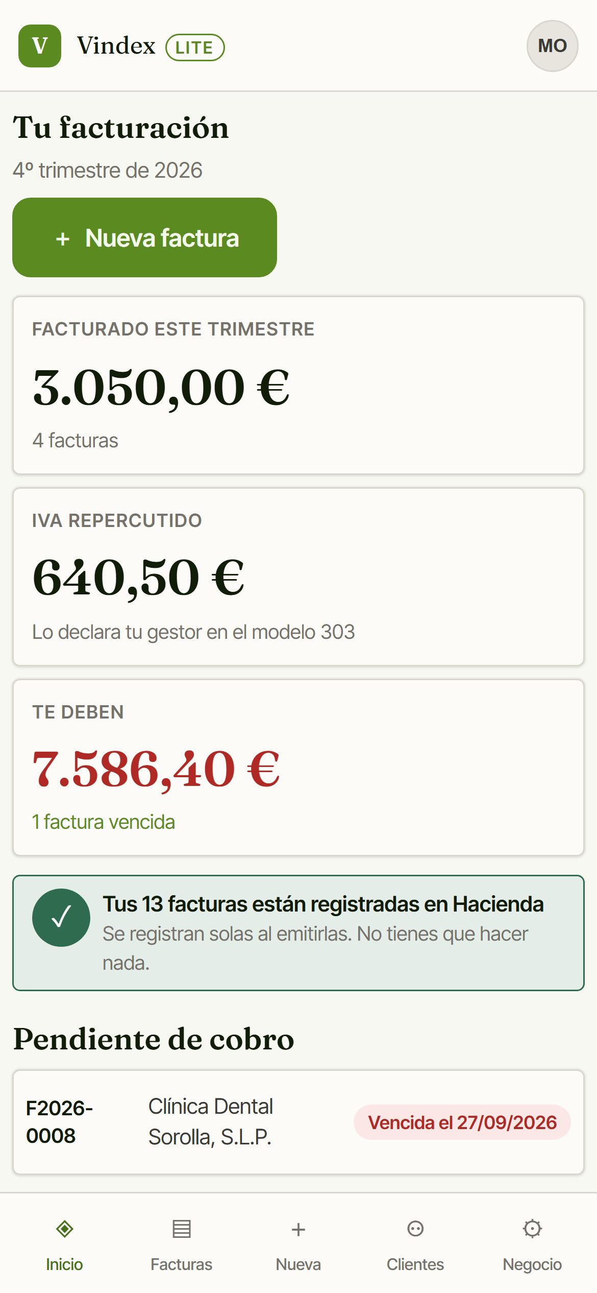 Inicio de Vindex Lite en el móvil con lo facturado, el IVA y lo pendiente de cobro